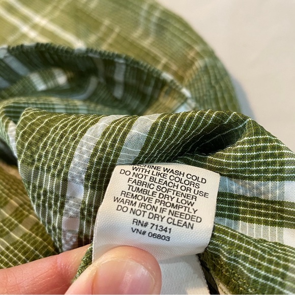L.L. Bean Cool Weave Performance Outdoor Green Plaid Fishing UPF Outdoor Shirt - Picture 9 of 10